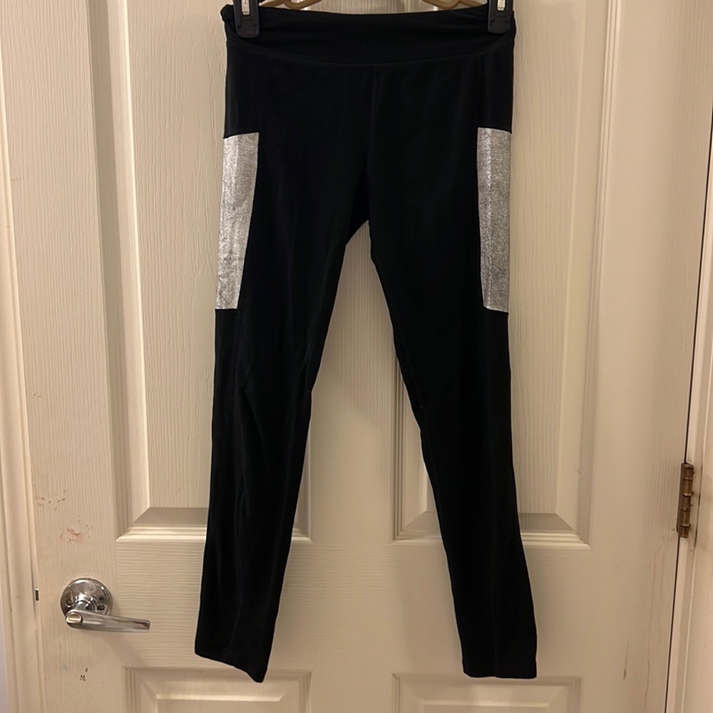 SO black high waist yoga/workout leggings